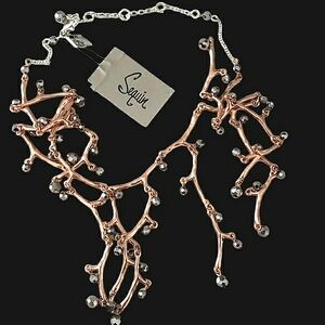 🎄SEQUIN Coral Beaded Necklace